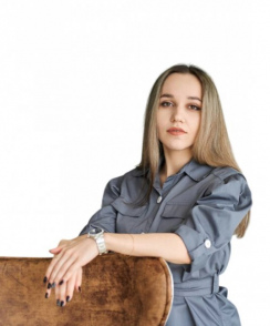 Важенина Алёна Юрьевна стоматолог