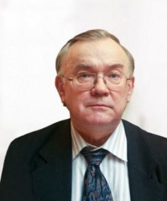 Судаков Юрий Евгеньевич акушер