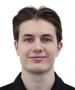 Рябов Олег Эдуардович стоматолог